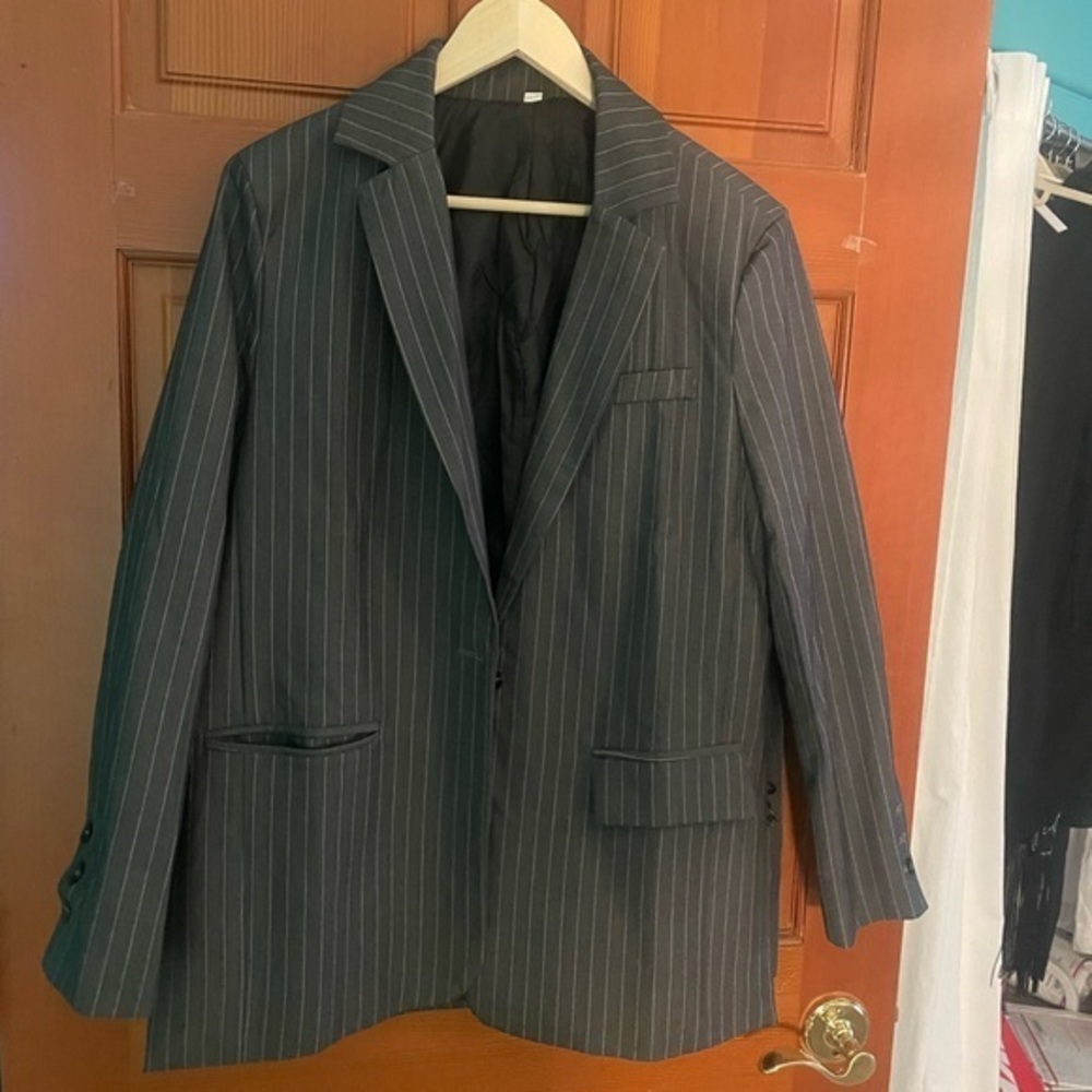 Boyfriend gray pinstripe blazer